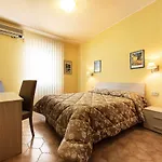 Aurelia Hotel